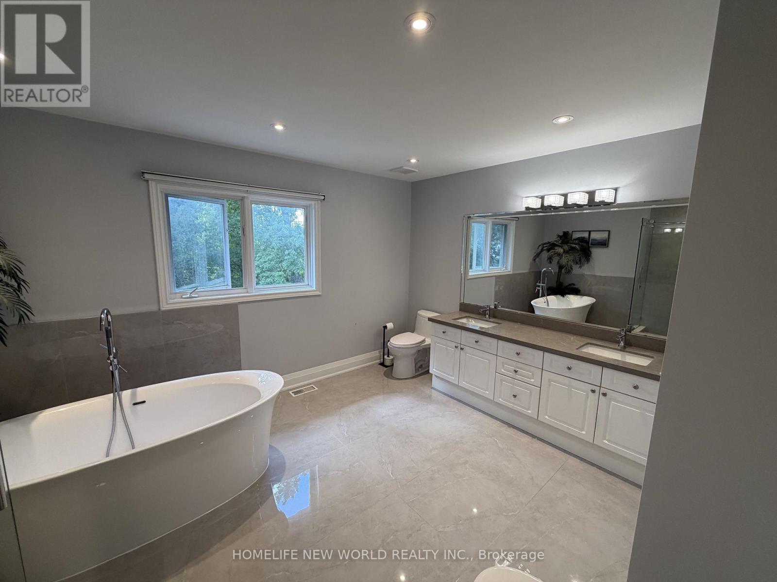 63a Roosevelt Drive, Richmond Hill, Ontario  L4C 6V2 - Photo 25 - N13769824