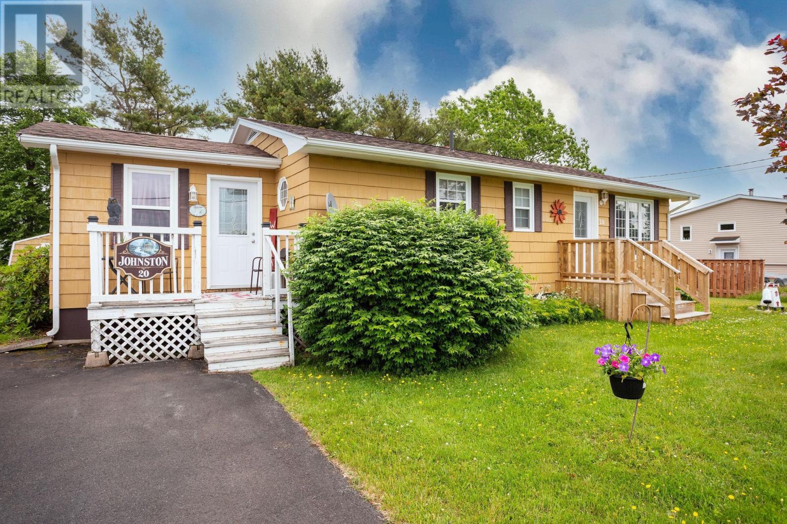 20 Yeo Crescent, Montague, Prince Edward Island  C0A 1R0 - Photo 2 - 202623165