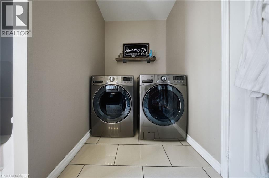 11 Dundas Street W, Paris, Ontario  N3L 1E9 - Photo 19 - 40861699