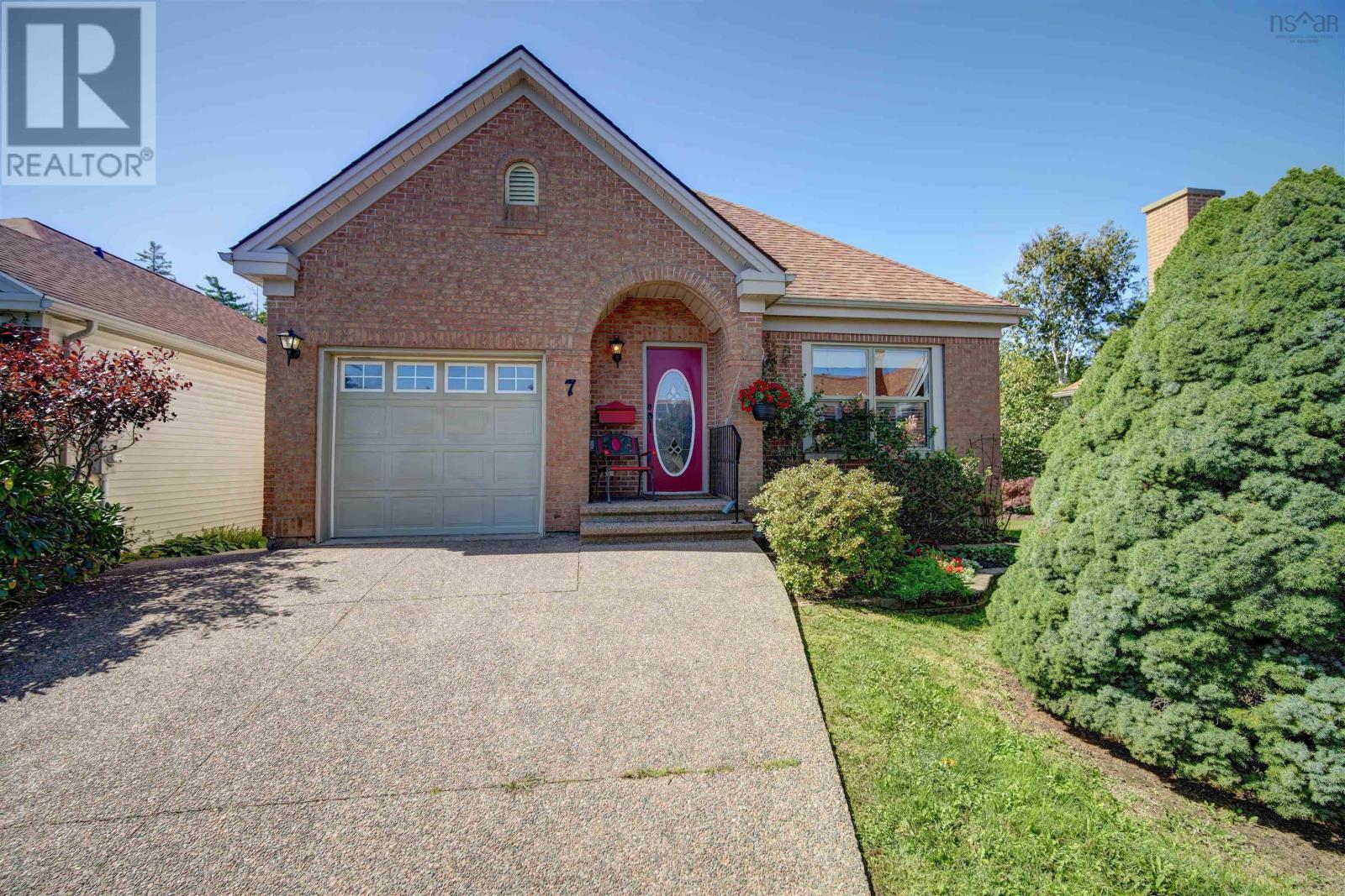 7 Compass Rose Court, bedford, Nova Scotia