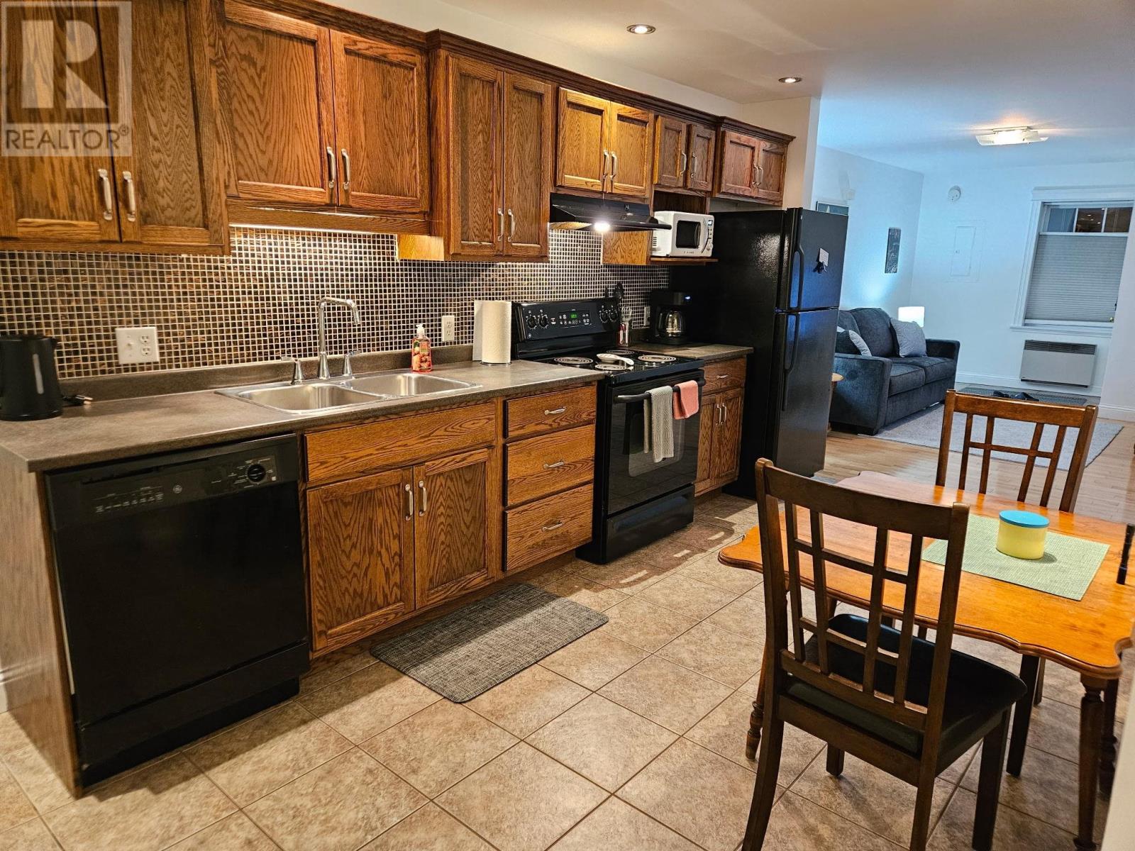 12, 14, 16 Hillsborough Street, Charlottetown, Prince Edward Island  C1A 3W2 - Photo 6 - 202623007