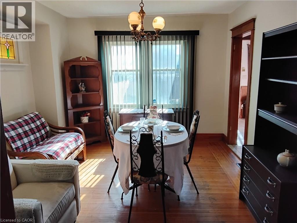 156 Leinster Avenue N, Hamilton, Ontario  L8L 6X9 - Photo 5 - 40861615