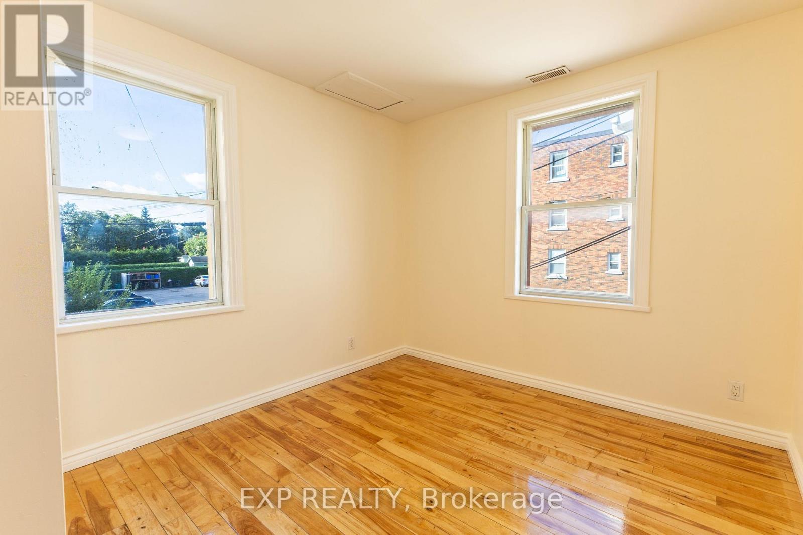 3 - 288 Montreal Road, Ottawa, Ontario  K1L 6B9 - Photo 8 - X13778700