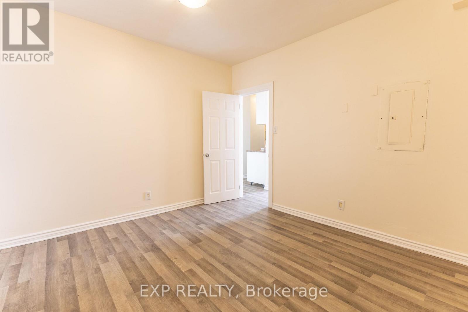 4 - 288 Montreal Road, Ottawa, Ontario  K1L 6B9 - Photo 5 - X13778730