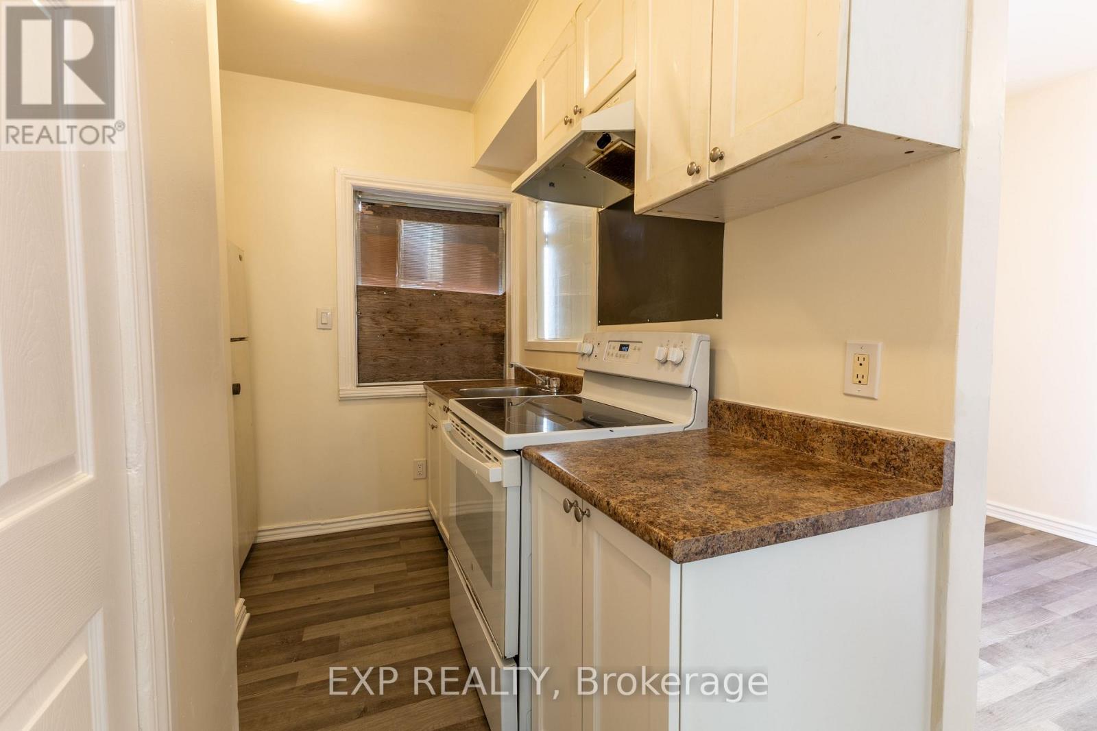 4 - 288 Montreal Road, Ottawa, Ontario  K1L 6B9 - Photo 6 - X13778730