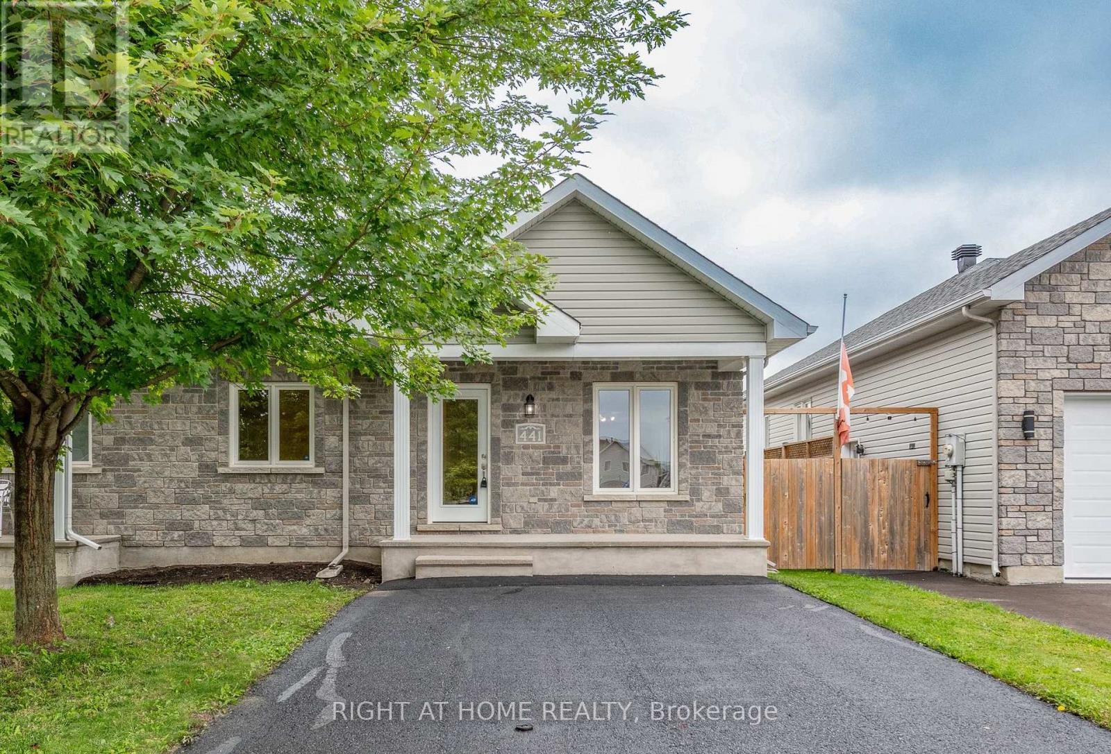 441 DENIS STREET, Alfred and Plantagenet, Ontario