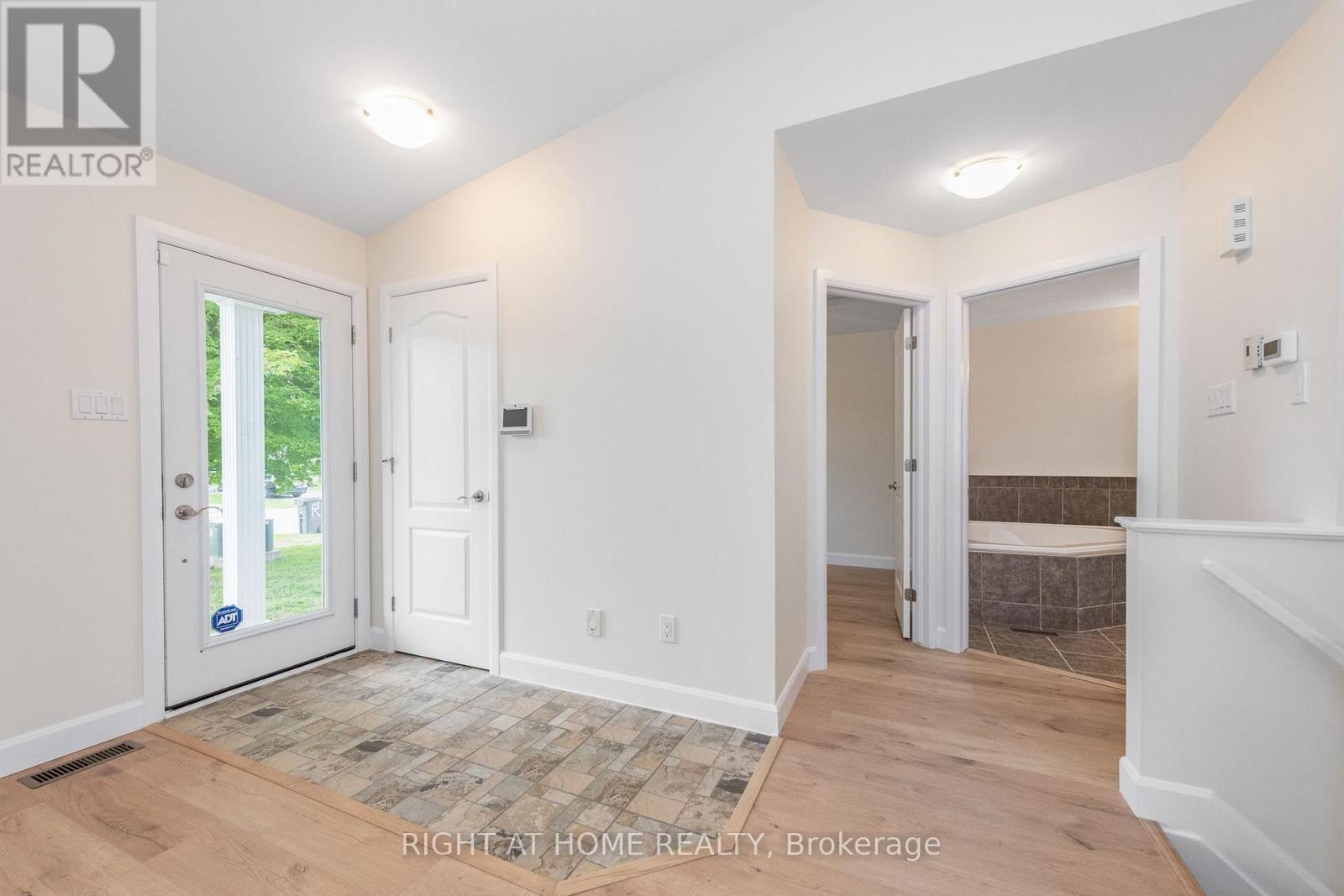 441 Denis Street, Alfred And Plantagenet, Ontario  K0A 3K0 - Photo 4 - X13778808