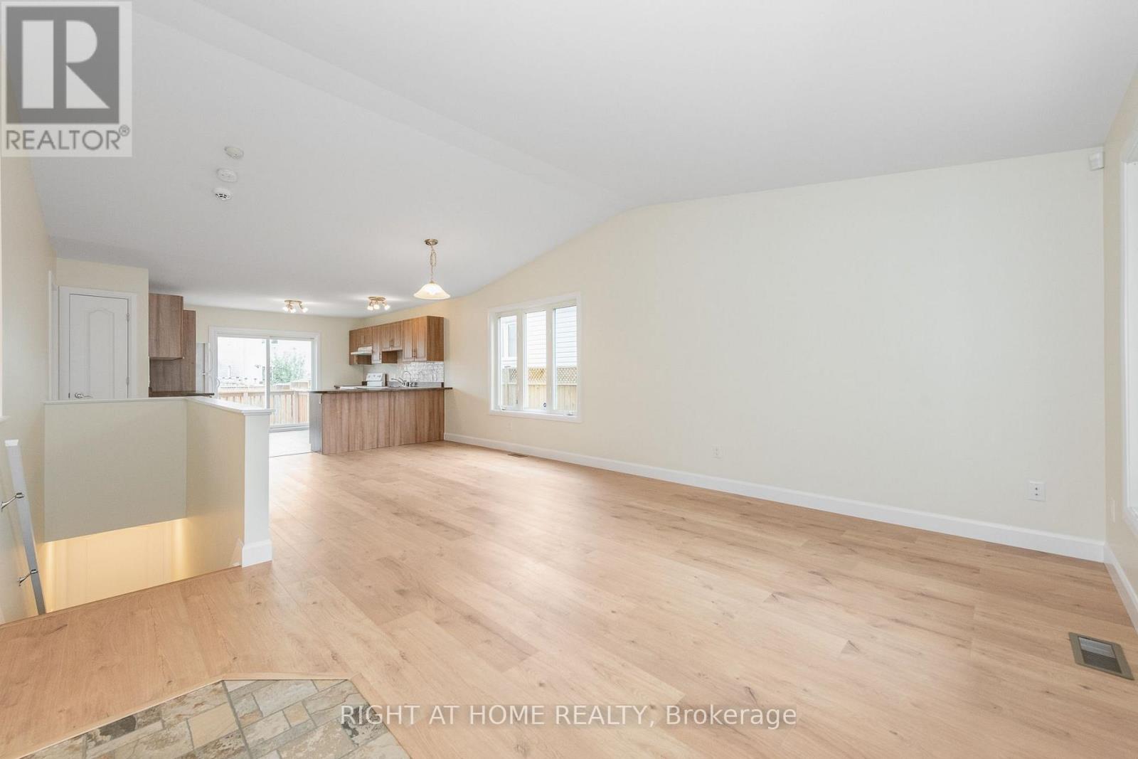 441 Denis Street, Alfred And Plantagenet, Ontario  K0A 3K0 - Photo 6 - X13778808
