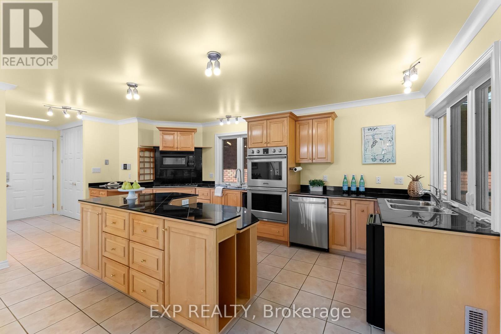 3523 Rittenhouse Road, Lincoln (Lincoln-Jordan/vineland), Ontario  L0R 2C0 - Photo 15 - X13778736