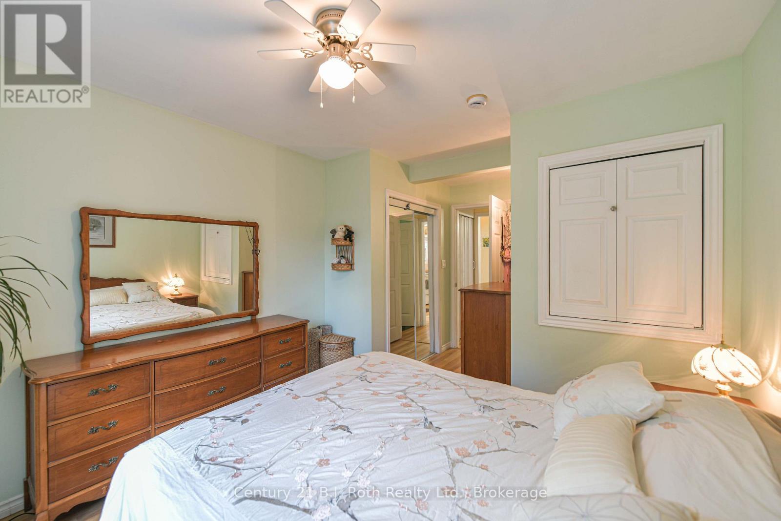 331 Moffat Street, Orillia, Ontario  L3V 4E9 - Photo 19 - S13778702