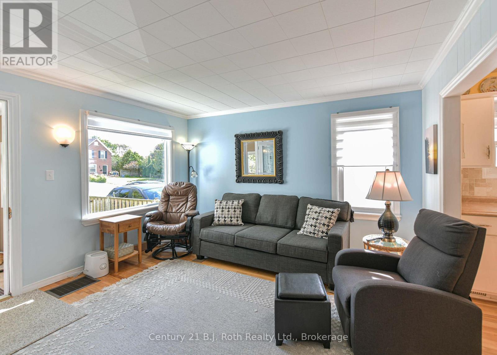 331 Moffat Street, Orillia, Ontario  L3V 4E9 - Photo 7 - S13778702