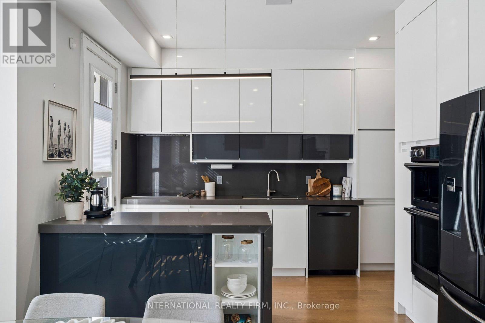 39 Wilmington Avenue, Toronto, Ontario  M3H 5J1 - Photo 11 - C13778714