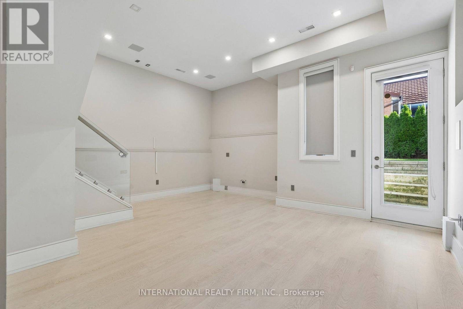 39 Wilmington Avenue, Toronto, Ontario  M3H 5J1 - Photo 28 - C13778714