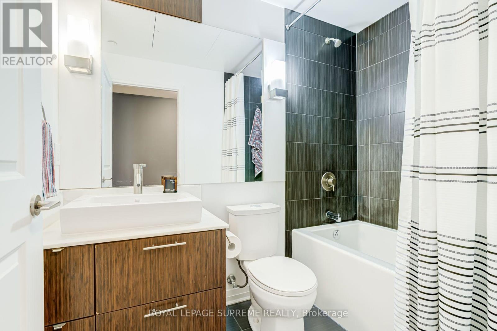 1710 - 8 Mercer Street, Toronto, Ontario  M5V 0C4 - Photo 13 - C13778782