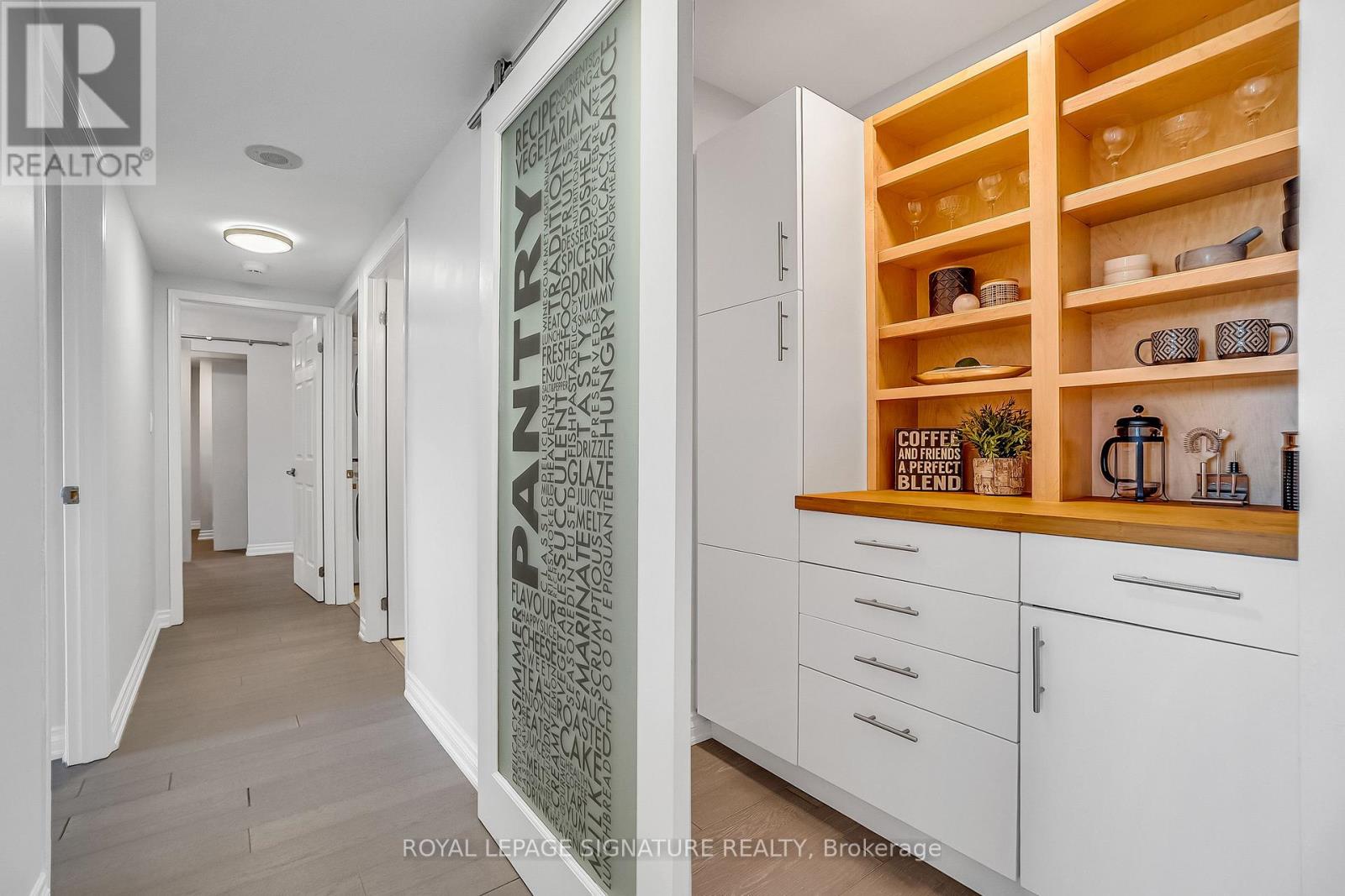 310 - 18 Concorde Place, Toronto, Ontario  M3C 3T9 - Photo 15 - C13778800