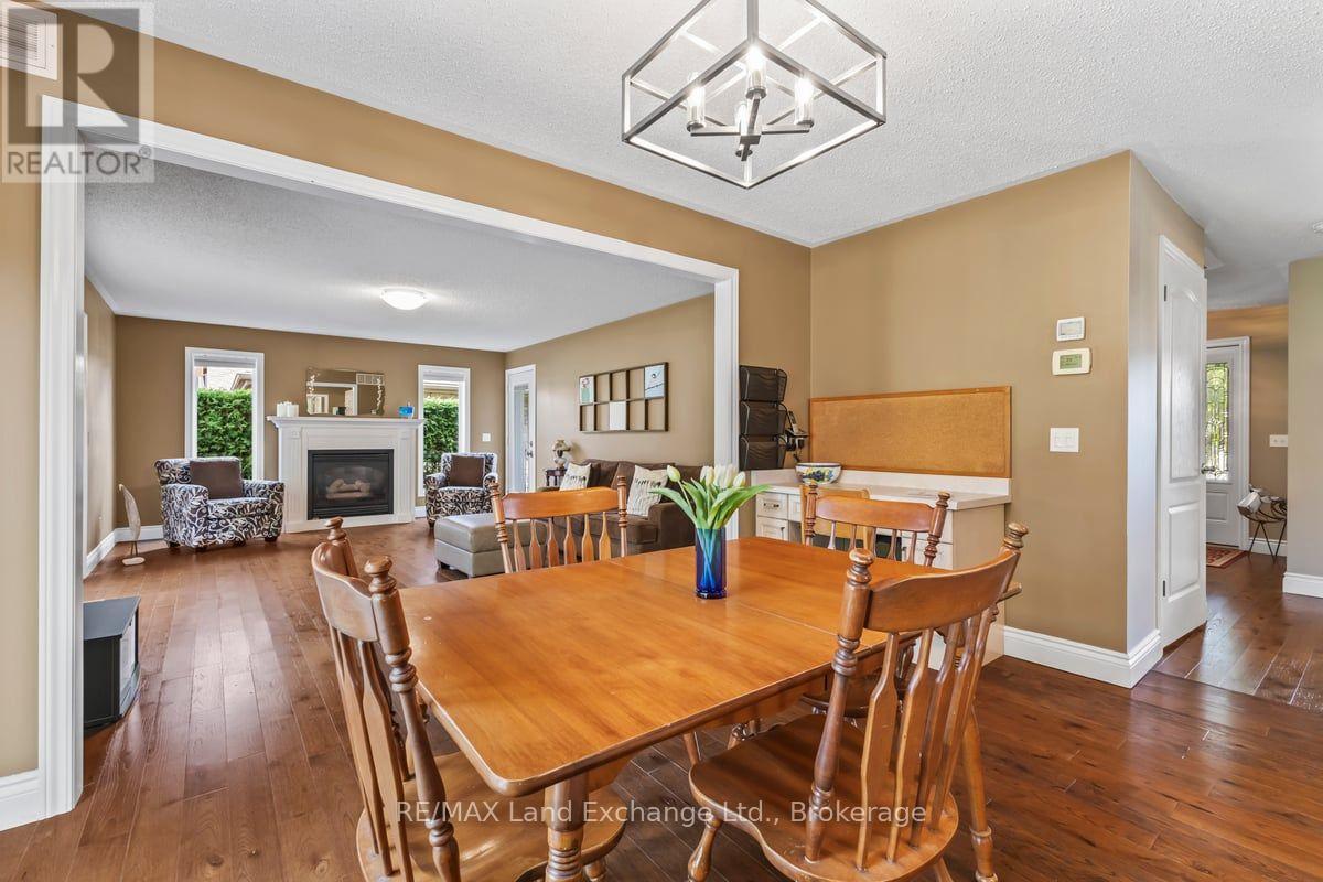 932 Parkwood Drive, Saugeen Shores, Ontario  N0H 2C2 - Photo 11 - X13778722