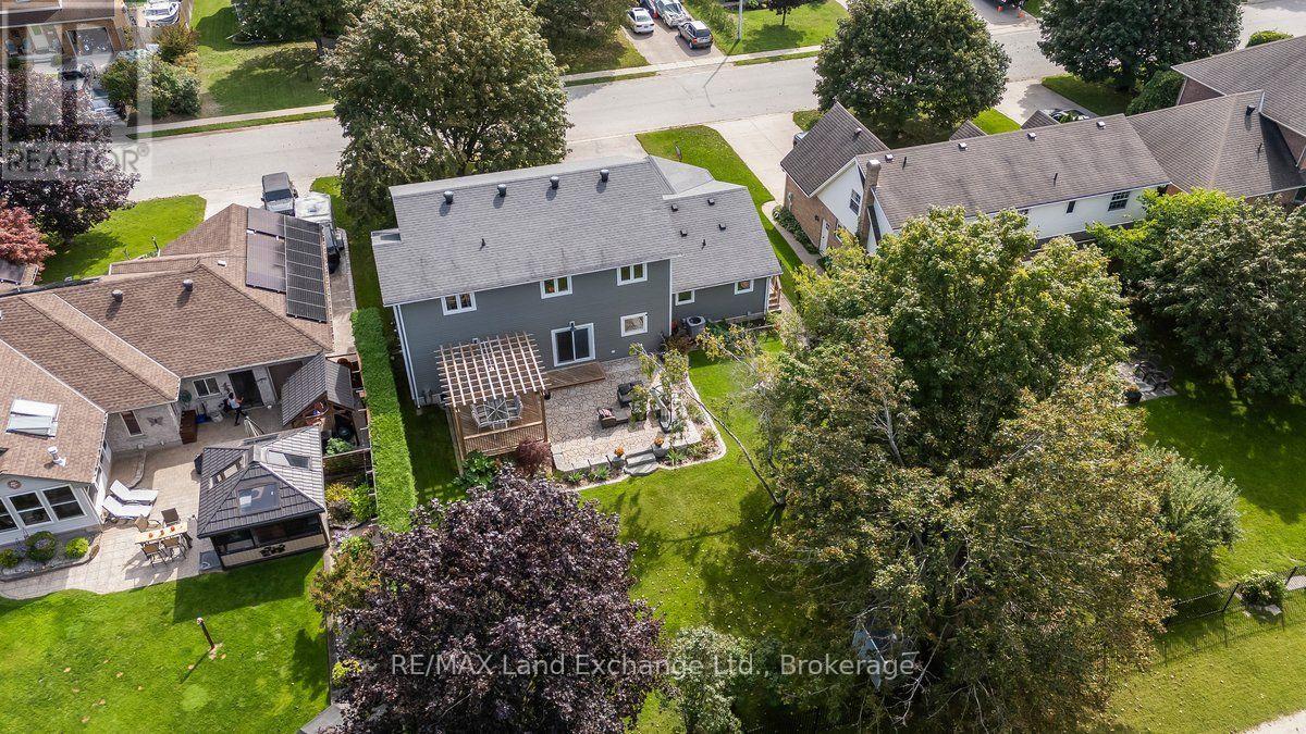 932 Parkwood Drive, Saugeen Shores, Ontario  N0H 2C2 - Photo 2 - X13778722