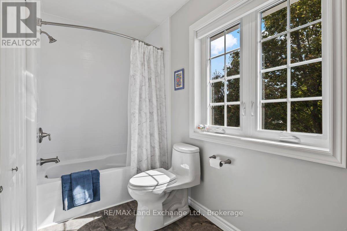 932 Parkwood Drive, Saugeen Shores, Ontario  N0H 2C2 - Photo 21 - X13778722