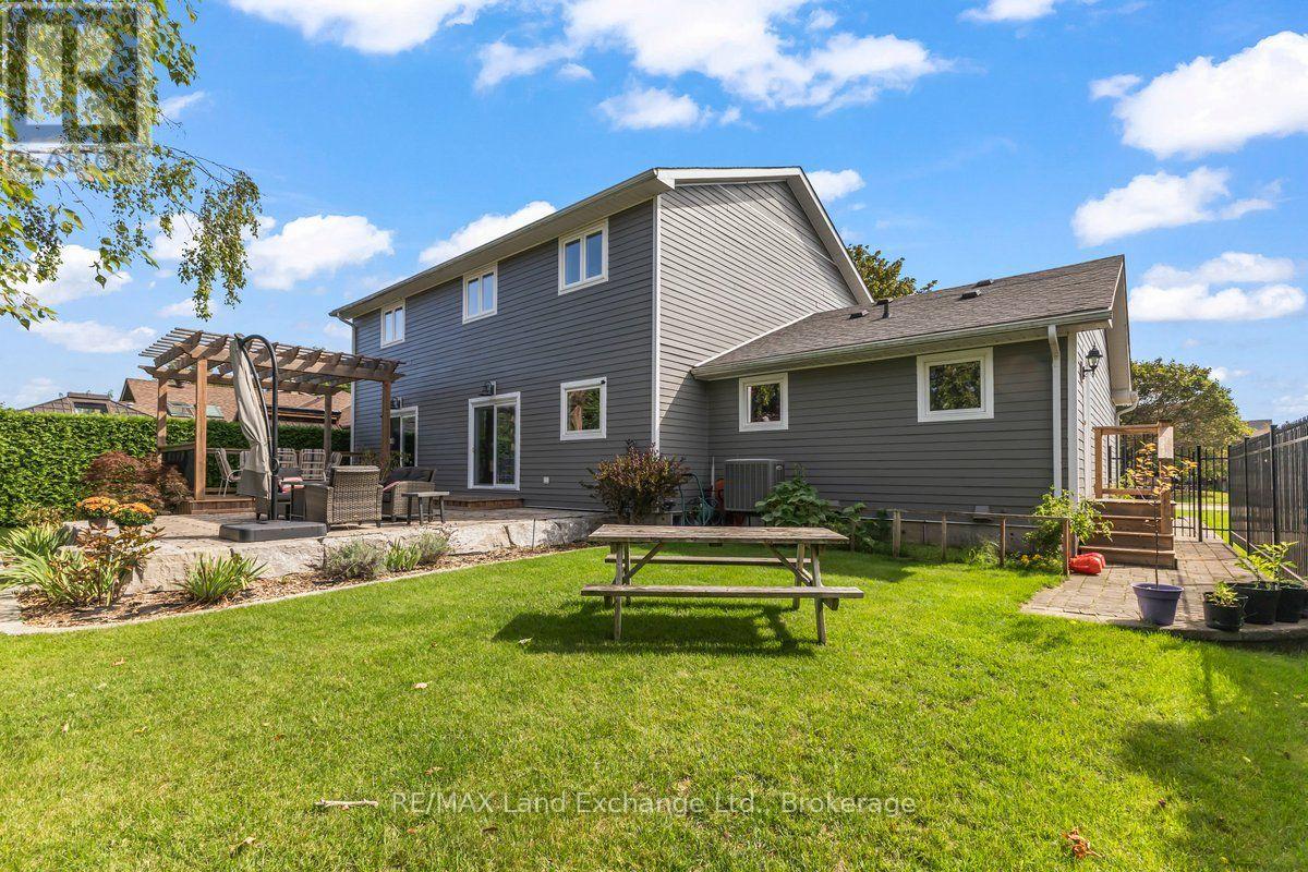 932 Parkwood Drive, Saugeen Shores, Ontario  N0H 2C2 - Photo 36 - X13778722