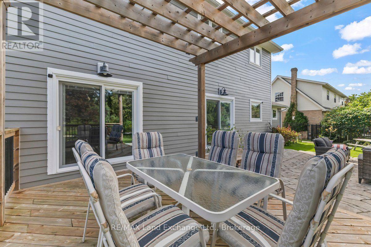 932 Parkwood Drive, Saugeen Shores, Ontario  N0H 2C2 - Photo 38 - X13778722