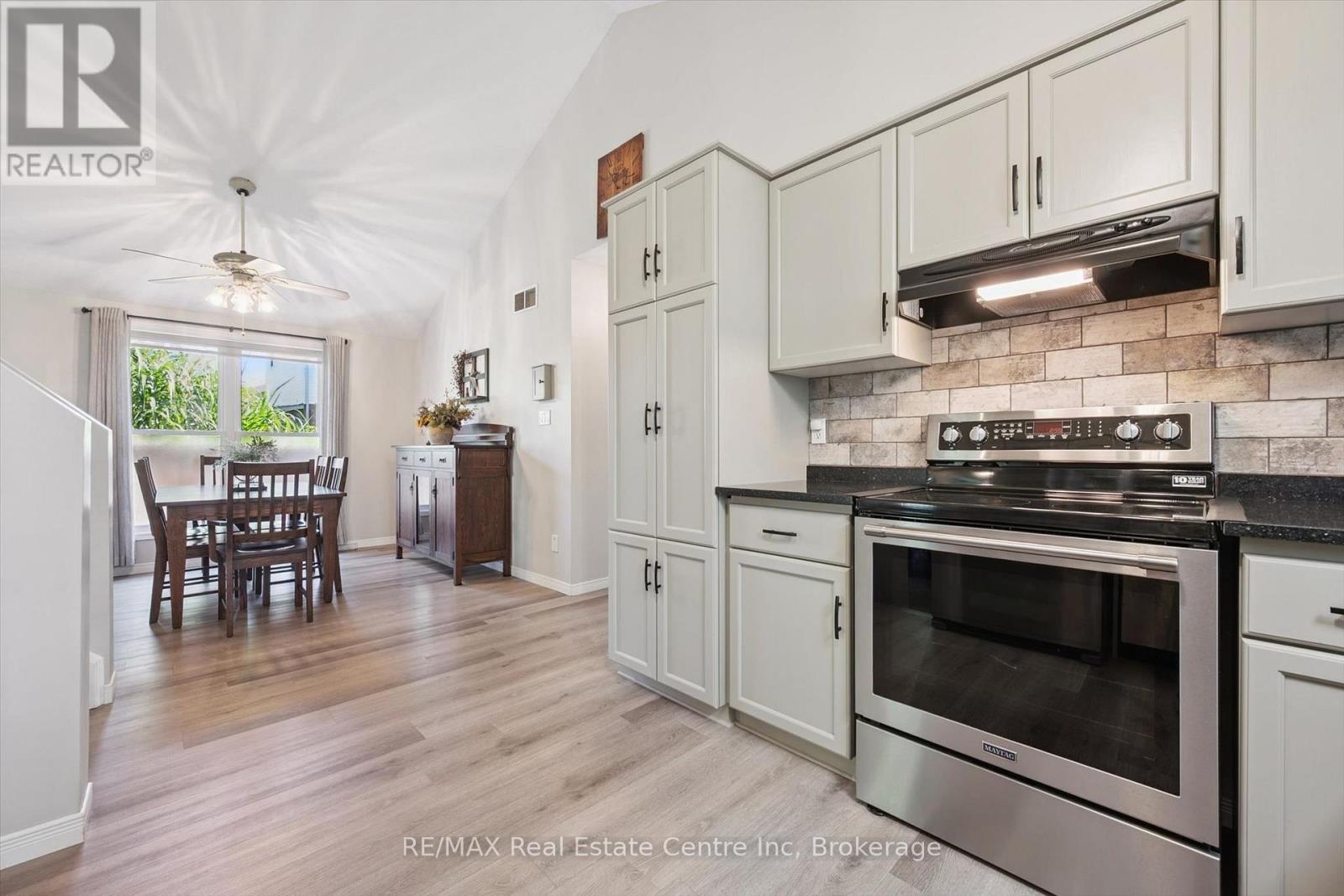 48 Abbeywood Crescent, Guelph (Willow West/sugarbush/west Acres), Ontario  N1K 1V2 - Photo 11 - X13778750