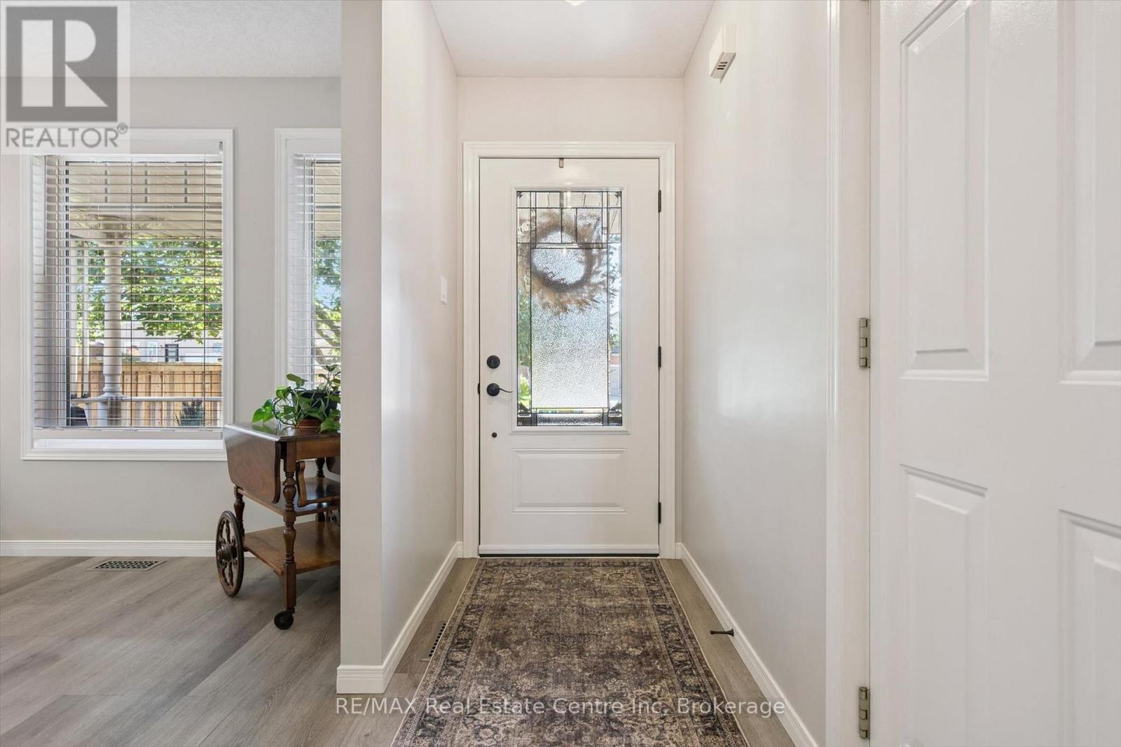 48 Abbeywood Crescent, Guelph (Willow West/sugarbush/west Acres), Ontario  N1K 1V2 - Photo 4 - X13778750