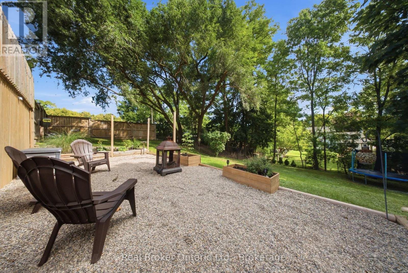 11 Dundas Street W, Brant (Paris), Ontario  N3L 1E9 - Photo 37 - X13778768