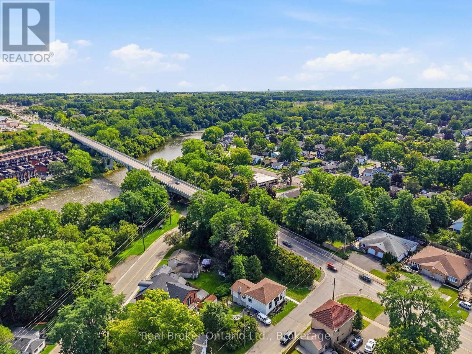 11 Dundas Street W, Brant (Paris), Ontario  N3L 1E9 - Photo 45 - X13778768