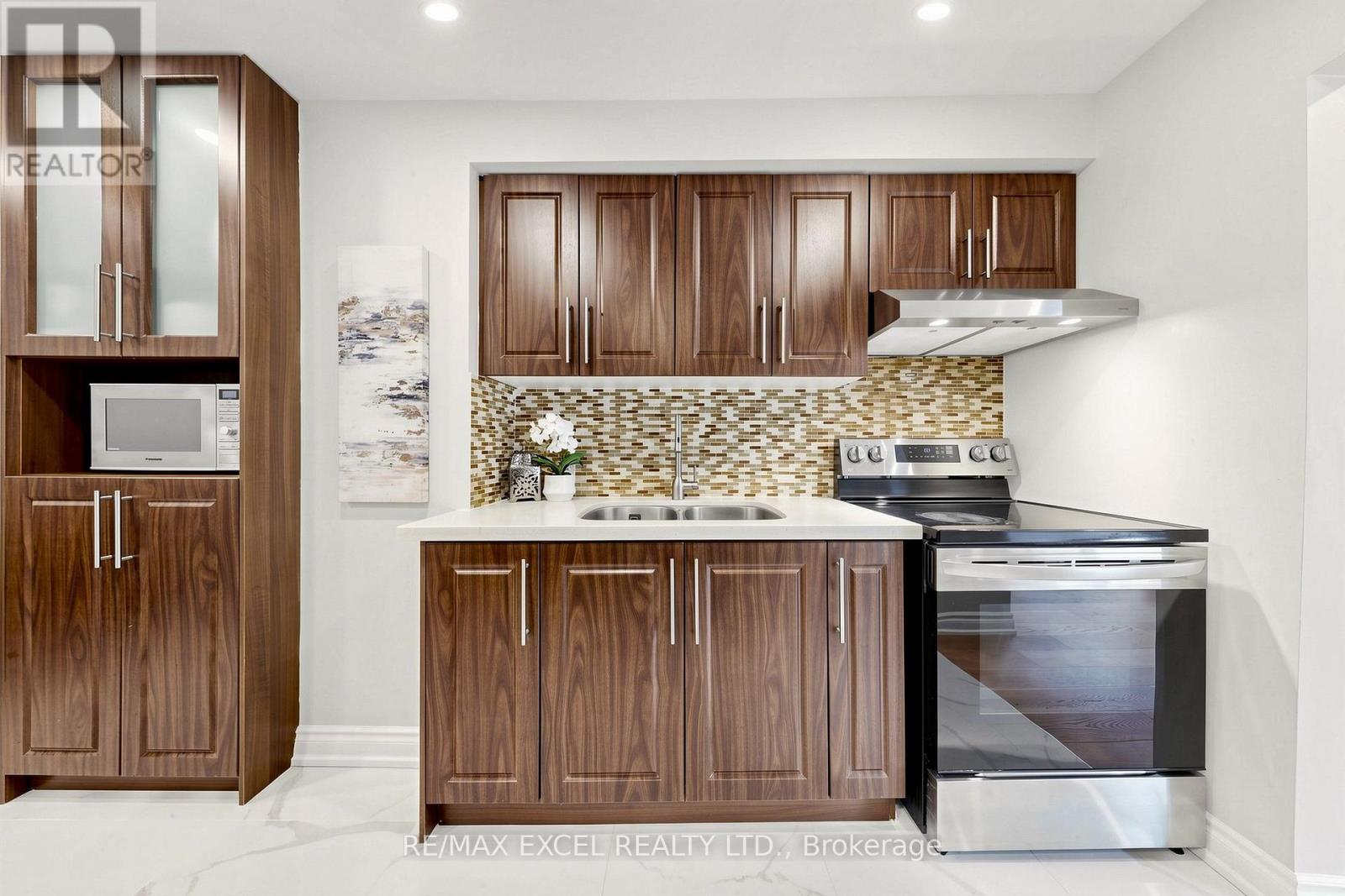 144 Brookmill Boulevard, Toronto, Ontario  M1W 2K5 - Photo 11 - E13778690