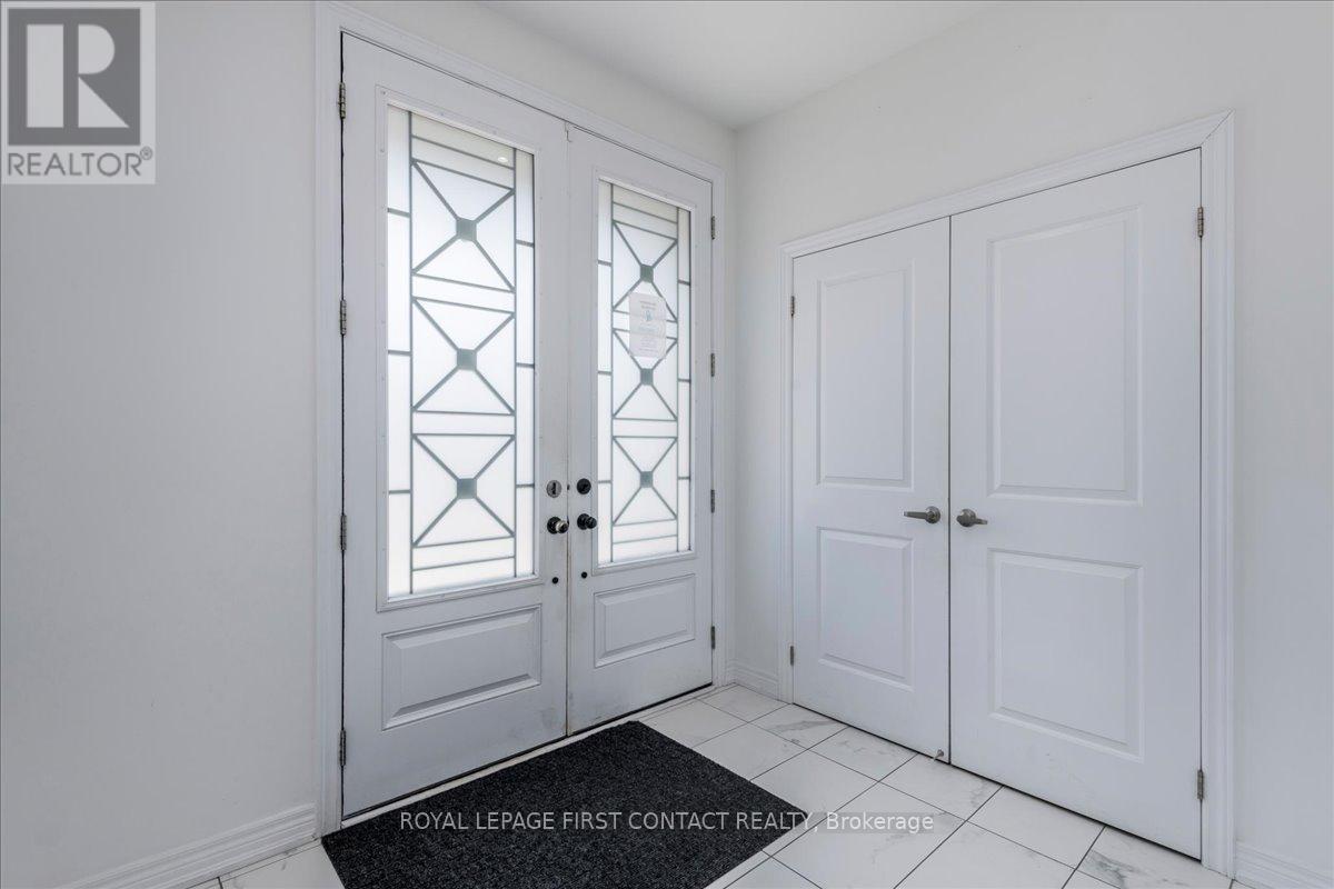 1961 Mcneil Street, Innisfil, Ontario  L9S 0N8 - Photo 2 - N13778692