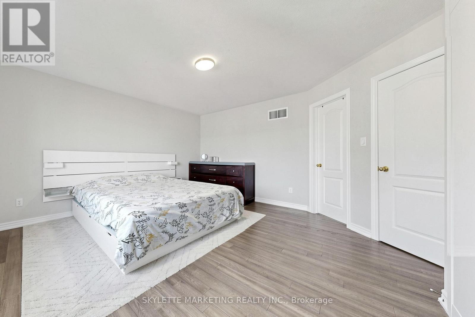 2417 Bur Oak Avenue, Markham, Ontario  L6E 1J6 - Photo 21 - N13778746
