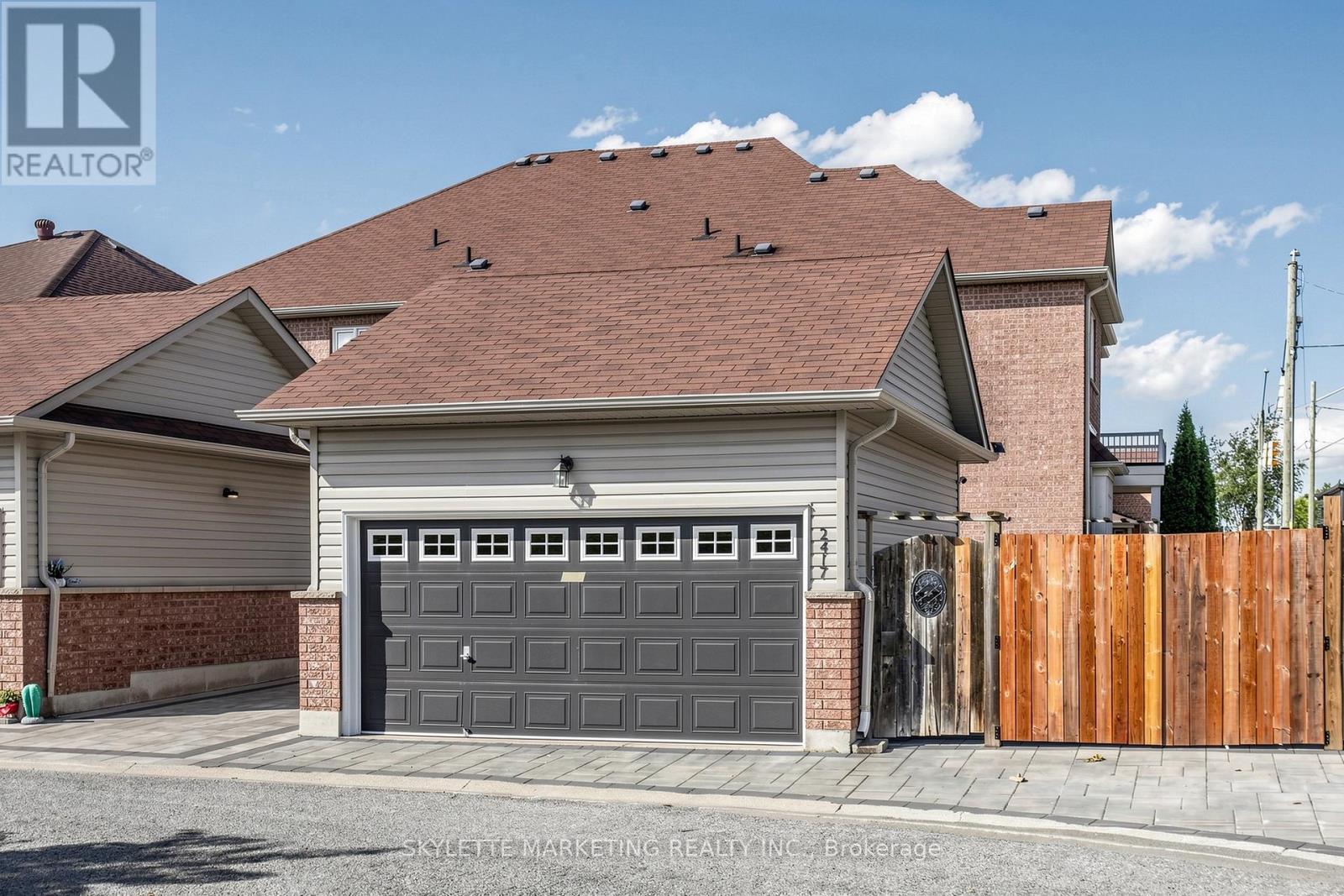2417 Bur Oak Avenue, Markham, Ontario  L6E 1J6 - Photo 45 - N13778746