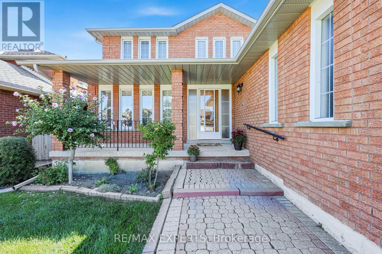 179 Bordeaux Drive, Vaughan, Ontario  L4L 8B6 - Photo 3 - N13778766