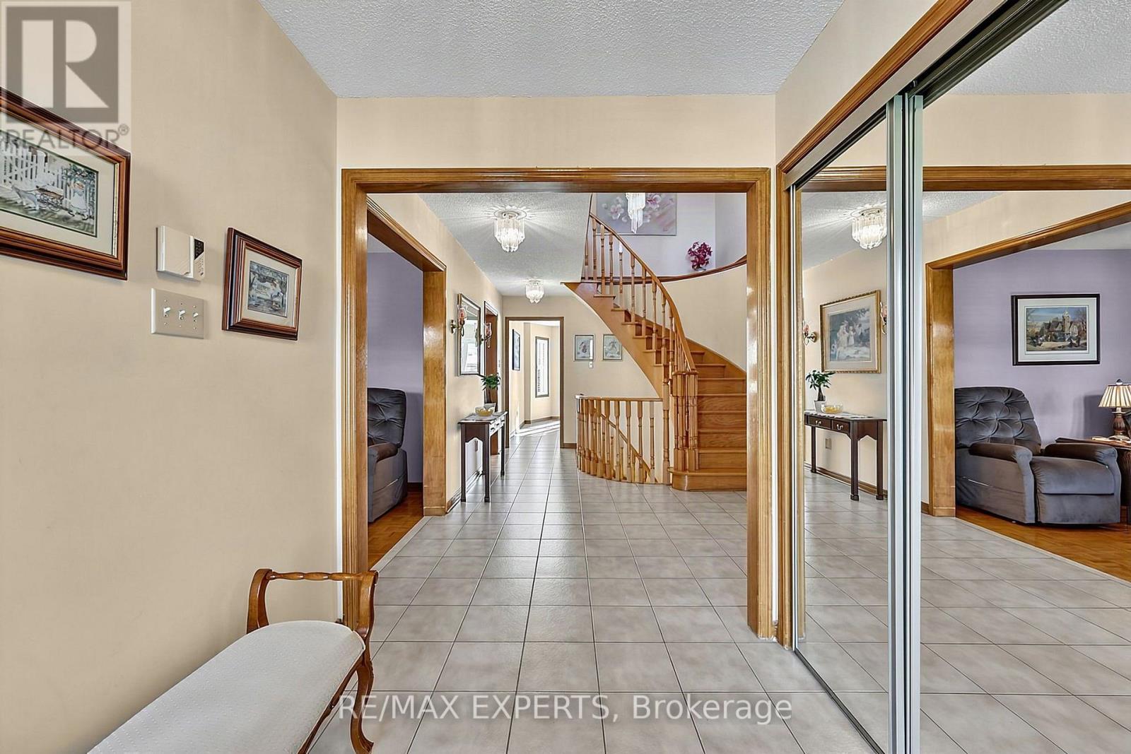179 Bordeaux Drive, Vaughan, Ontario  L4L 8B6 - Photo 7 - N13778766
