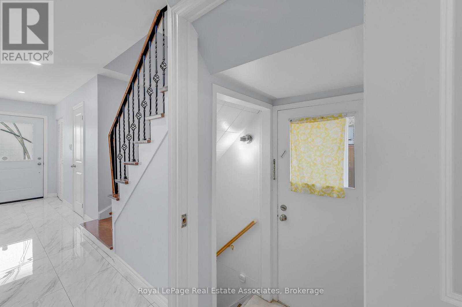 2782 Hollington Crescent, Mississauga, Ontario L5K 1E9 - Photo 21 - W13778656