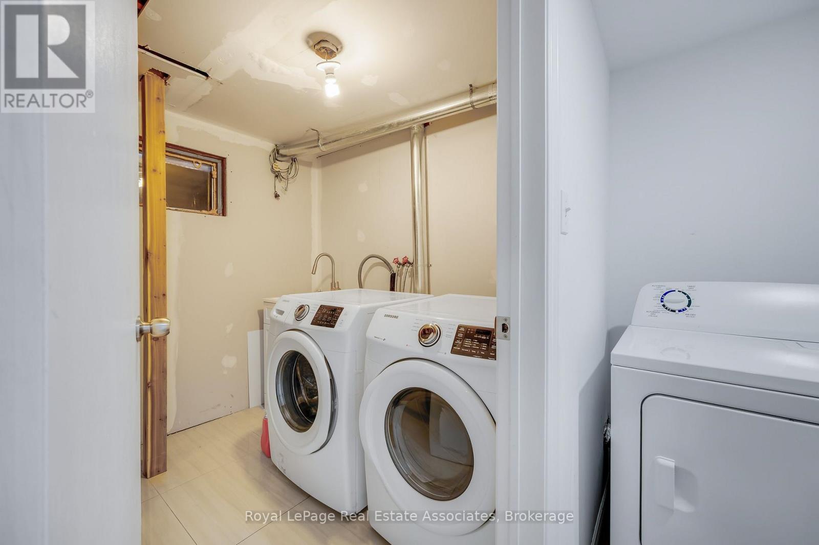 2782 Hollington Crescent, Mississauga, Ontario L5K 1E9 - Photo 30 - W13778656
