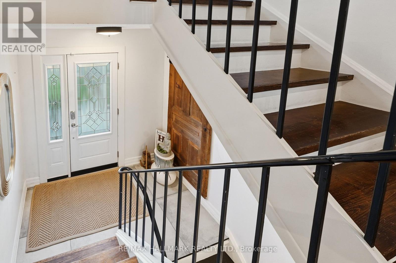 145 - 1050 Shawnmarr Road, Mississauga, Ontario  L5H 3V1 - Photo 2 - W13778666