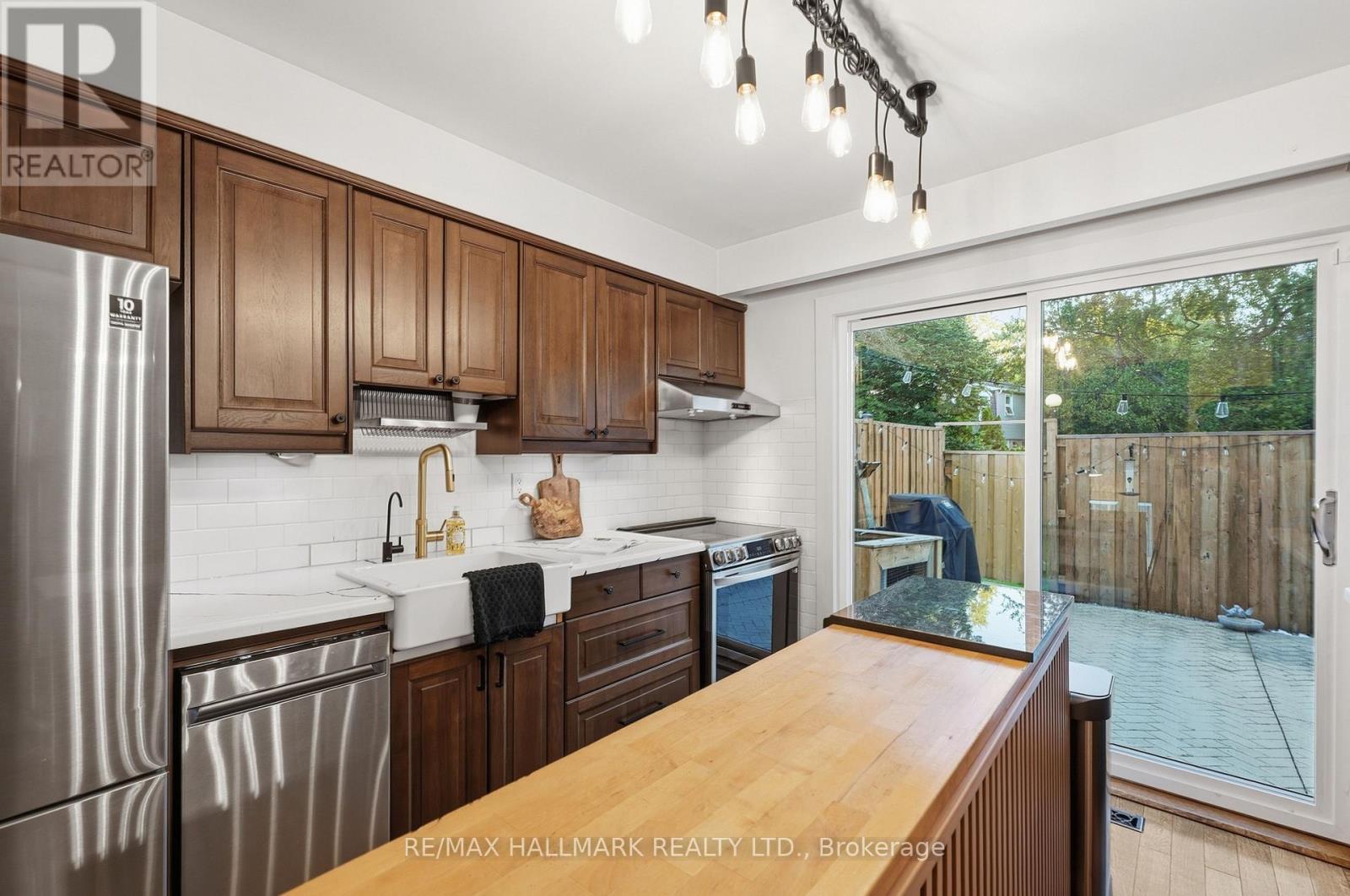 145 - 1050 Shawnmarr Road, Mississauga, Ontario  L5H 3V1 - Photo 9 - W13778666
