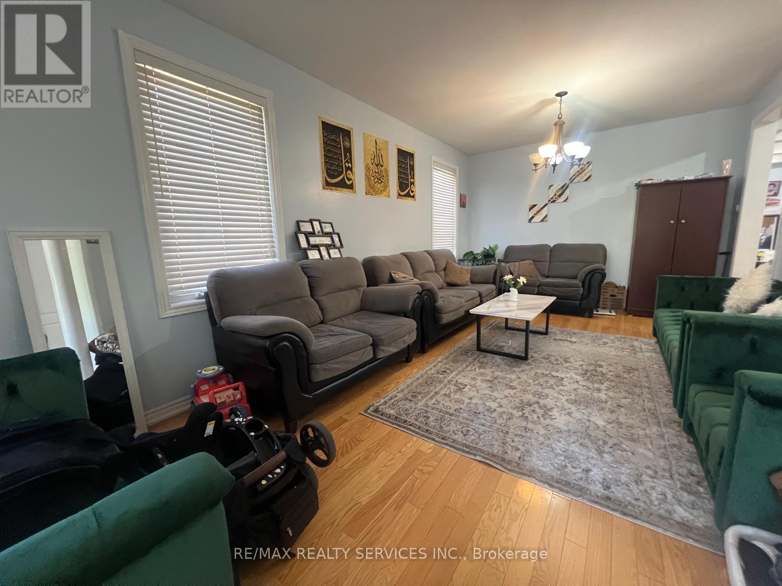 3 Noranda Crescent, Brampton, Ontario  L6Y 0M7 - Photo 2 - W13778668