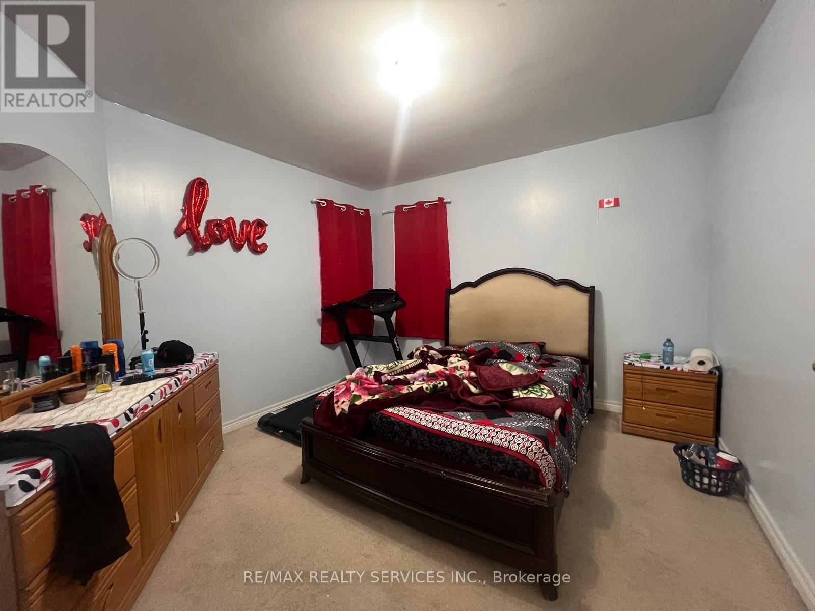 3 Noranda Crescent, Brampton, Ontario  L6Y 0M7 - Photo 8 - W13778668
