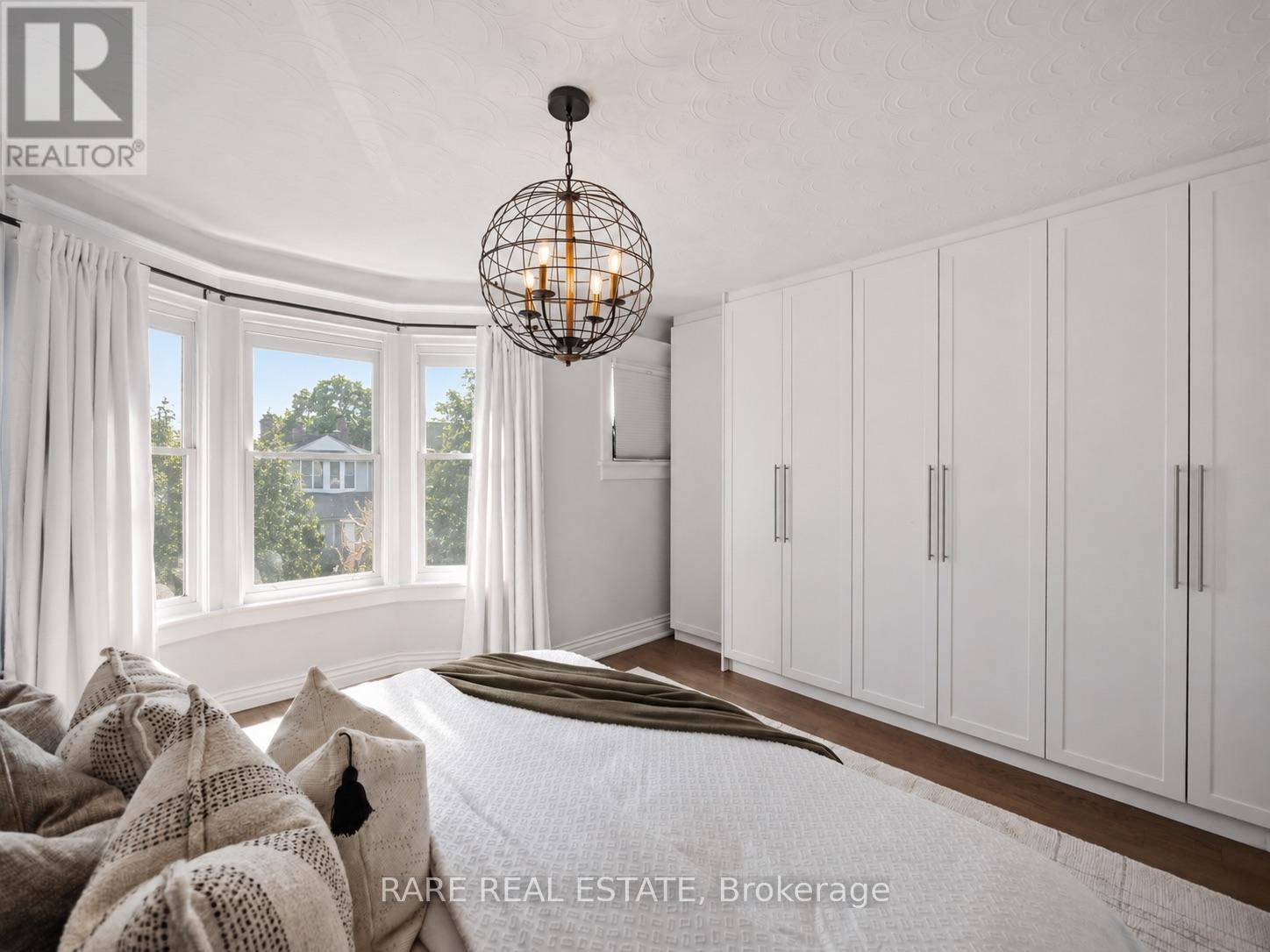 12 Herman Avenue, Toronto, Ontario  M6R 1Y2 - Photo 12 - W13778710