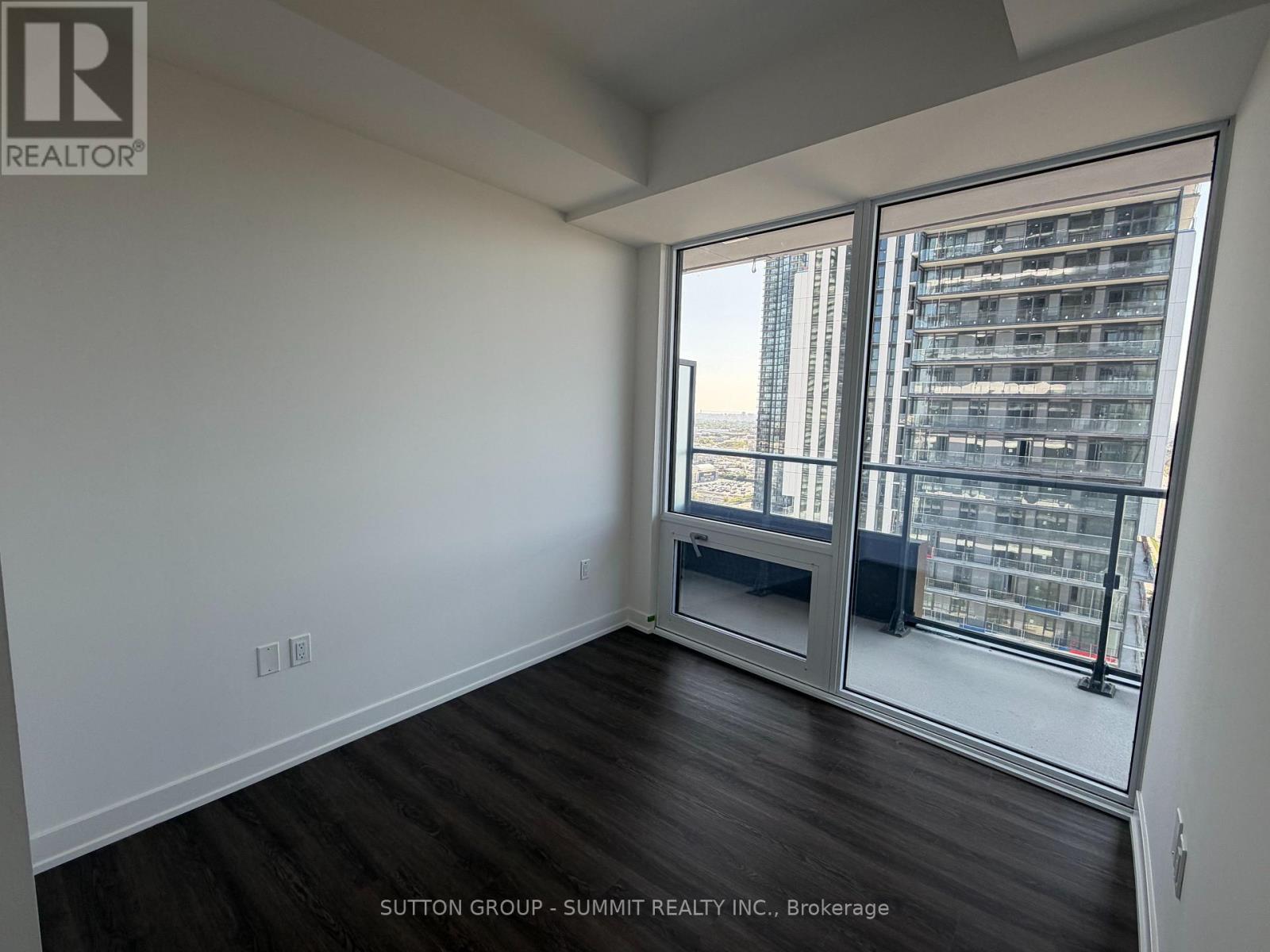 1802 - 448 Burnhamthorpe Road W, Mississauga, Ontario L5B 0M3 - Photo 10 - W13778712
