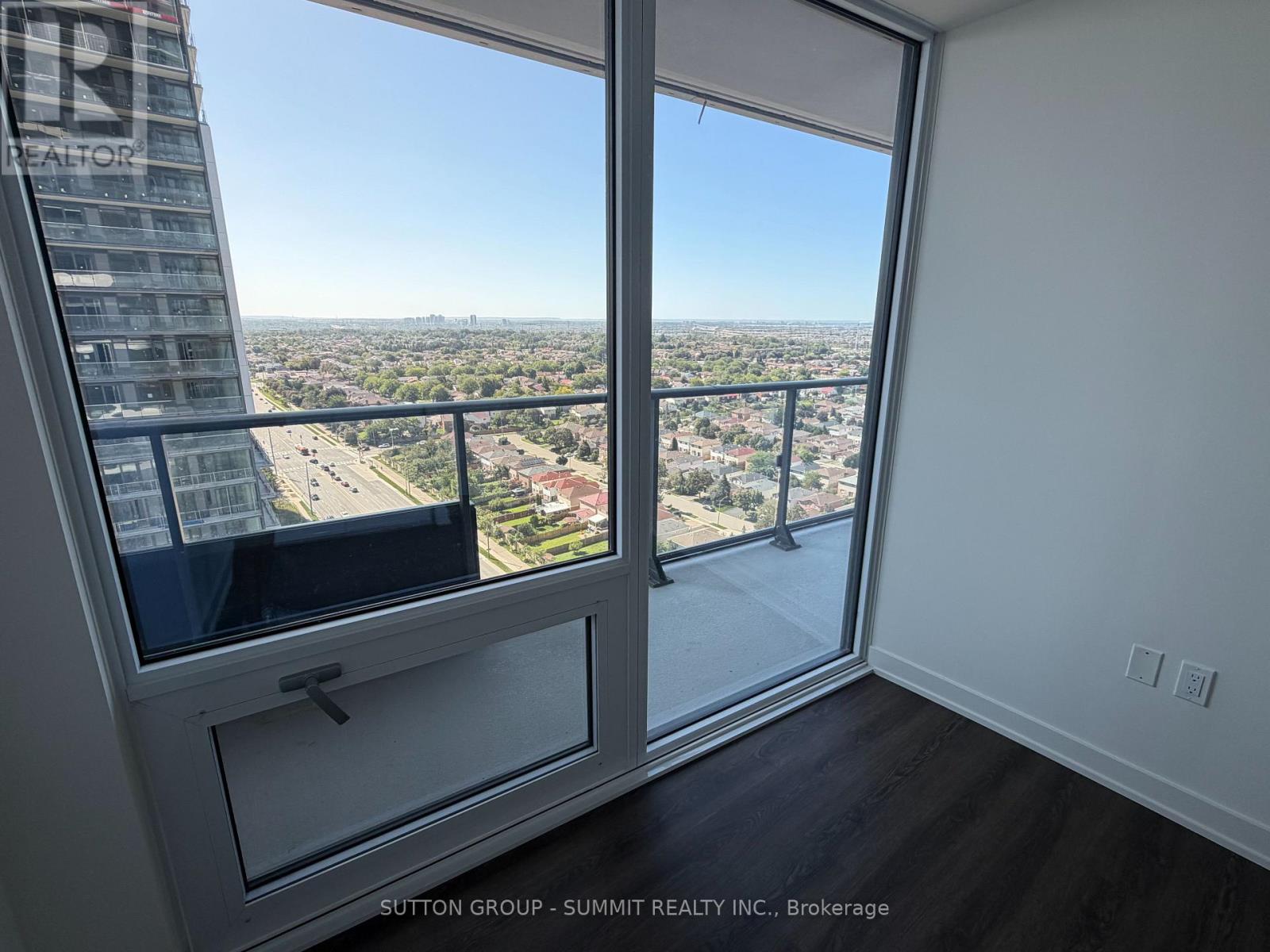 1802 - 448 Burnhamthorpe Road W, Mississauga, Ontario L5B 0M3 - Photo 9 - W13778712