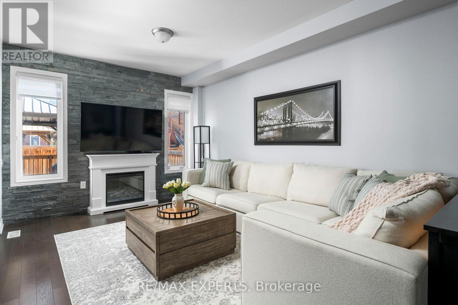 45 Maple Trail Road, Caledon, Ontario  L7C 2C7 - Photo 10 - W13778720