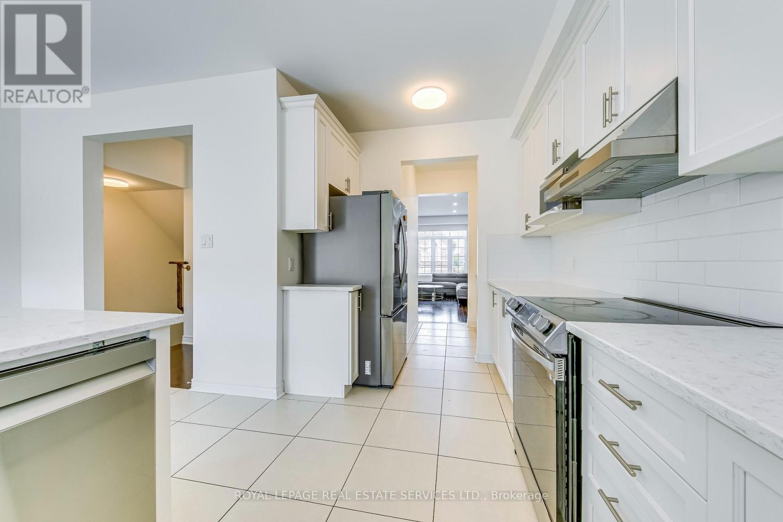 3072 Eberly Woods Drive, Oakville, Ontario L6M 0T5 - Photo 17 - W13778724