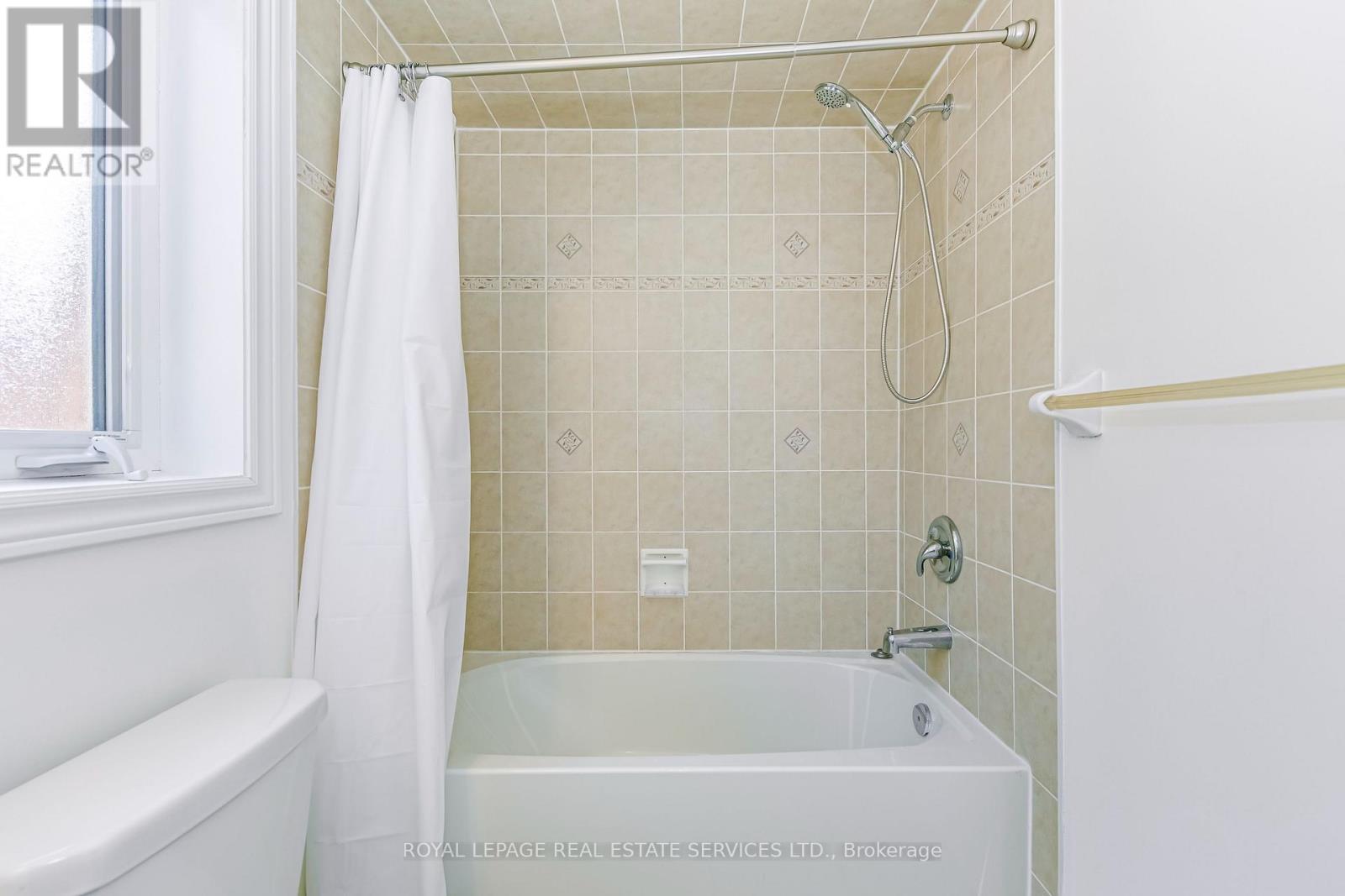 3072 Eberly Woods Drive, Oakville, Ontario L6M 0T5 - Photo 37 - W13778724