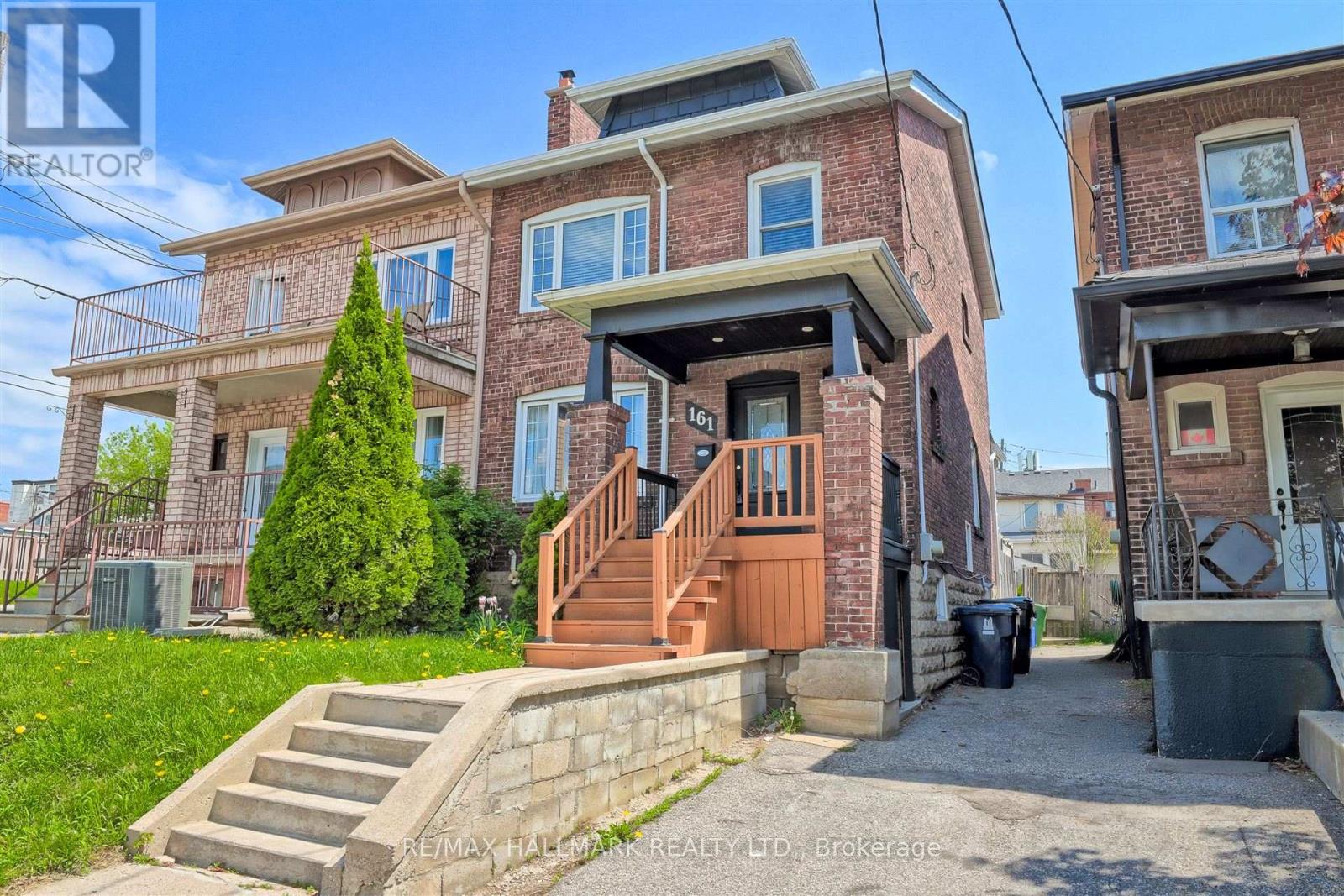 161 Sellers Avenue, Toronto, Ontario M6E 3V1 - Photo 1 - W13778732