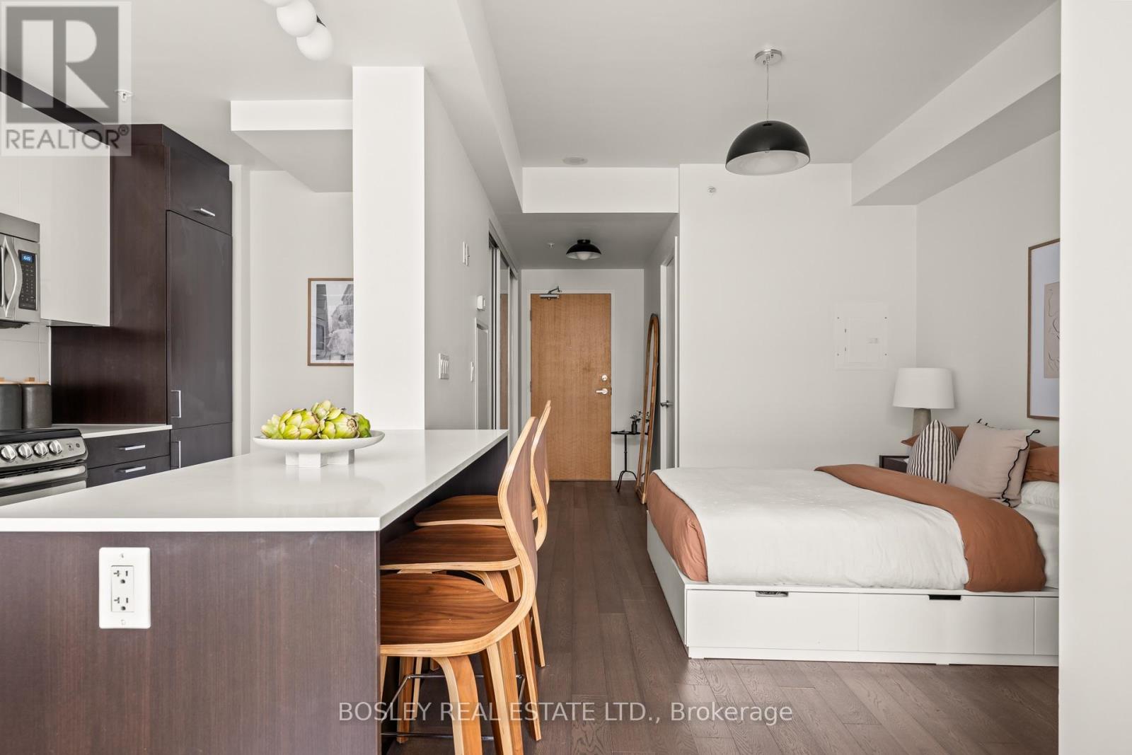 205 - 36 Howard Park Avenue, Toronto, Ontario  M6R 0A5 - Photo 16 - W13778758