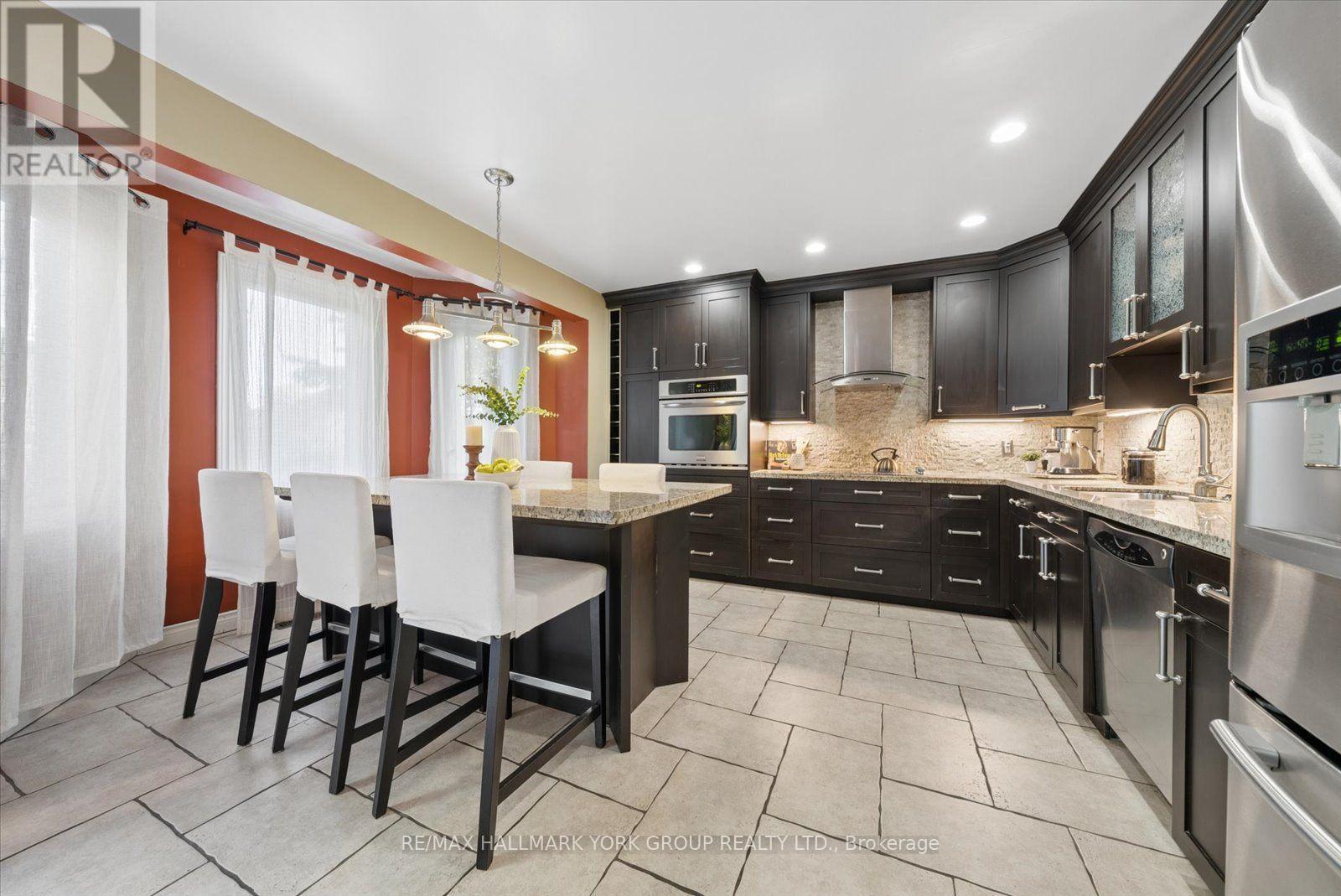 16 Scarboro Street, Mississauga, Ontario  L4T 1E4 - Photo 10 - W13778772