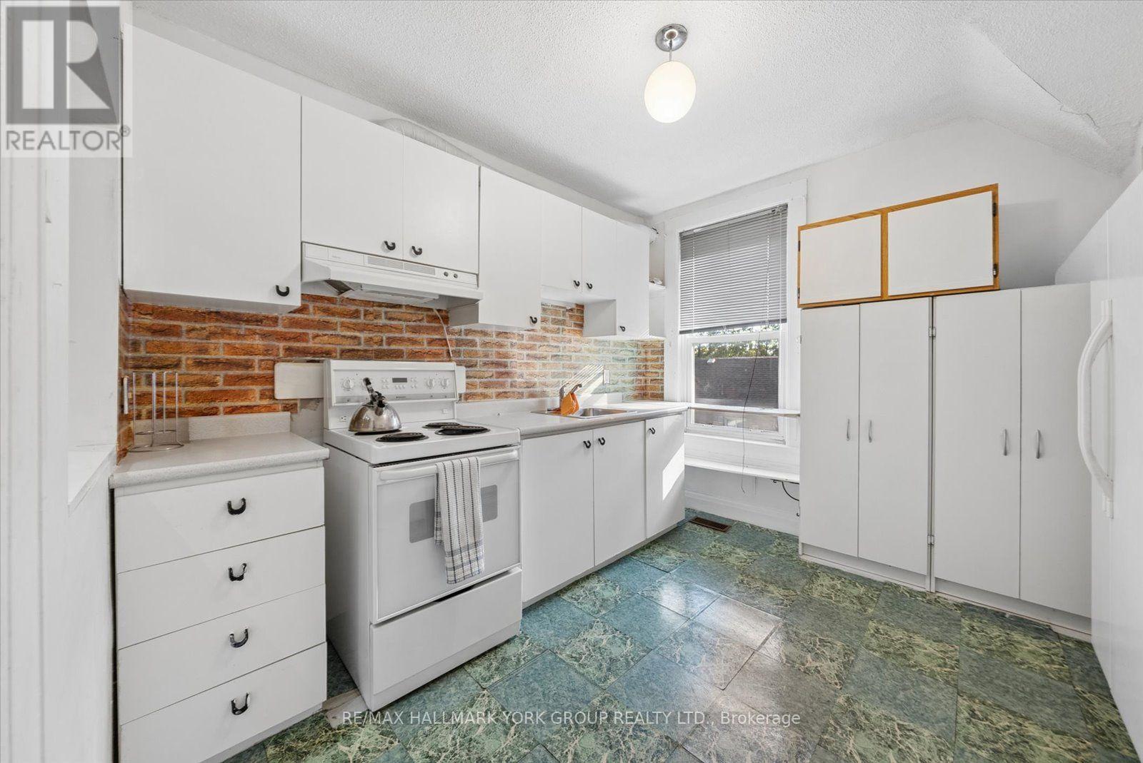 16 Scarboro Street, Mississauga, Ontario  L4T 1E4 - Photo 22 - W13778772